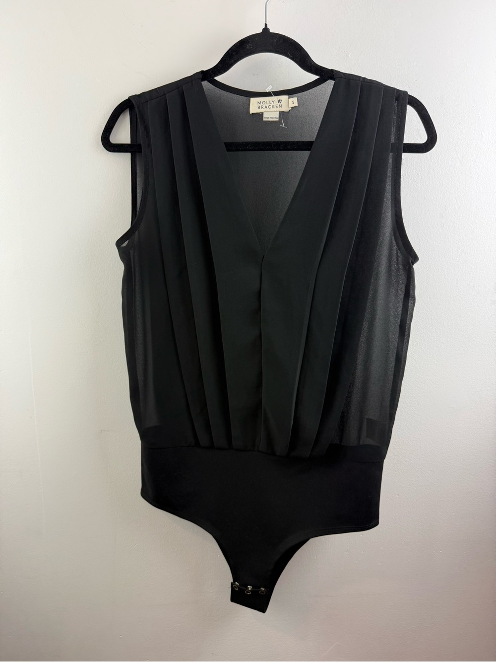 Molly Bracken Black Pleated V-Neck Sheer Chiffon Bodysuit Small